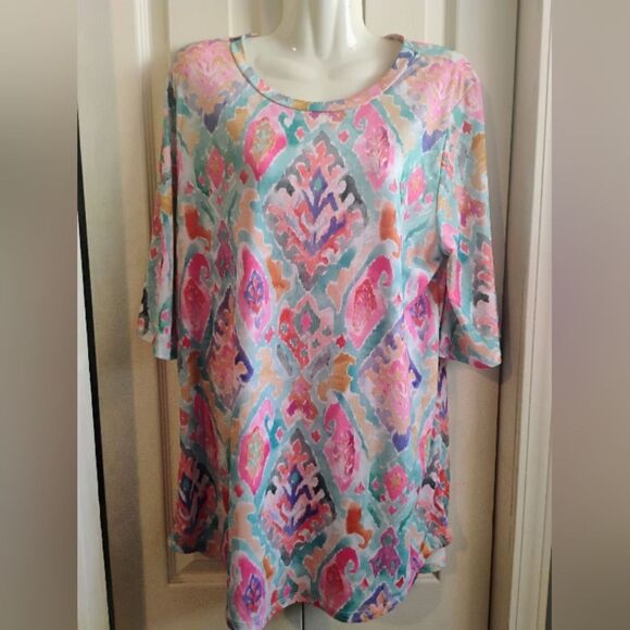 Pink and Blue Boxy Tunic with Three-Quarter Sleeves - Picture 1 of 13